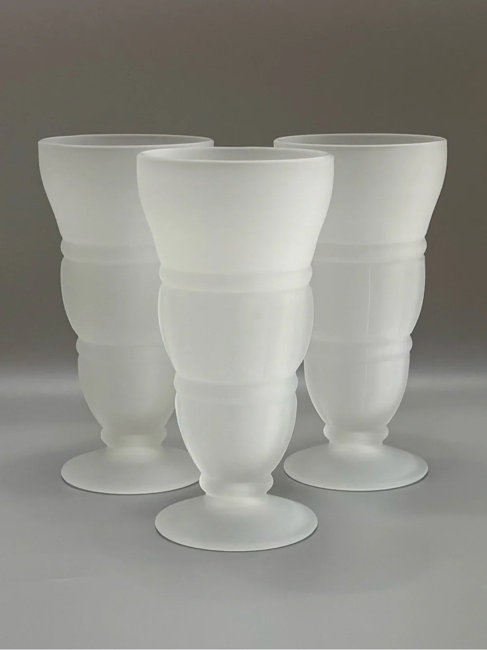 Indiana Glass Satin Pattern 306 Footed 13 ounce Soda Milk Shake Tumblers
